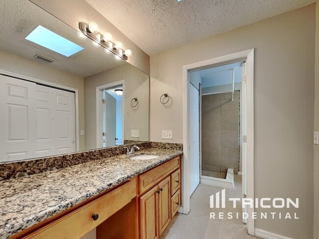 Building Photo - 1261 Dockside Dr