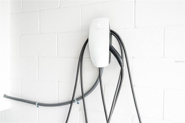 Building Photo - 10551 Petrillo Wy