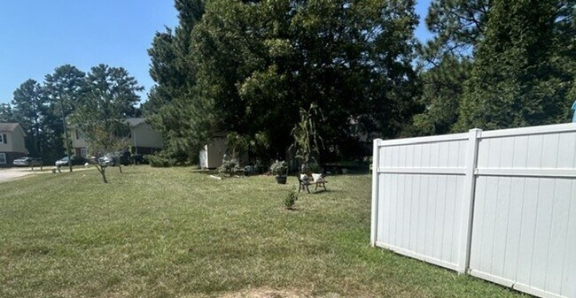 Building Photo - 1312 Athens Dr
