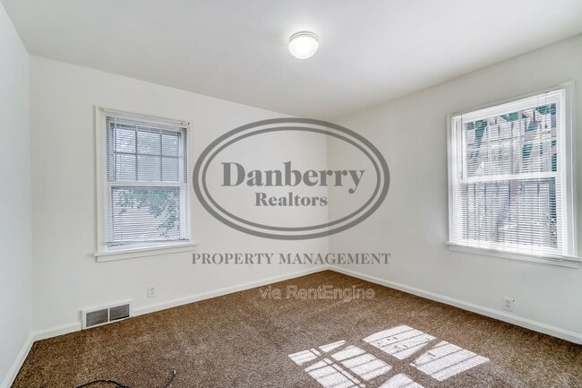 Building Photo - 1132 Brookley Blvd