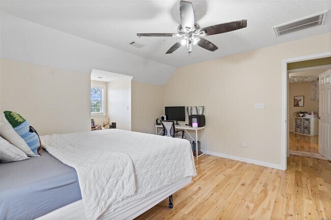 Building Photo - 2153 Co Rd 57