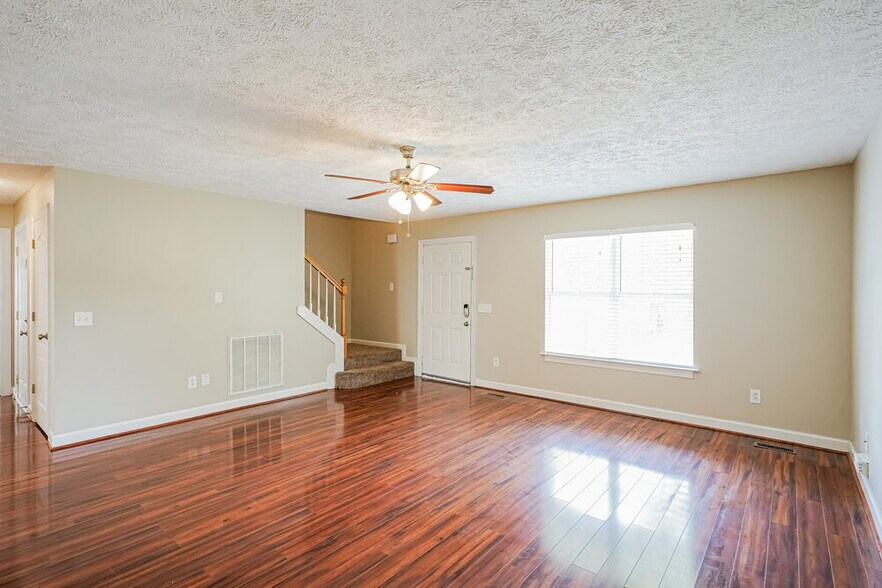 Building Photo - 1773 N Cove
