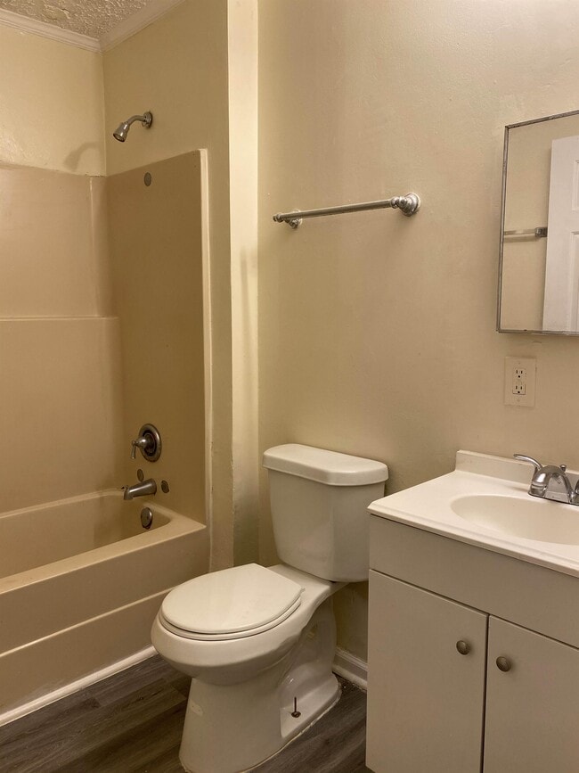 Building Photo - 1673 Audrey Pl NW