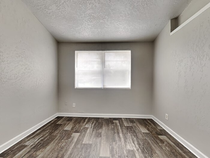 Building Photo - 5150 Corsair Ave