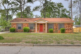 Building Photo - Brick Ranch in Columbia County