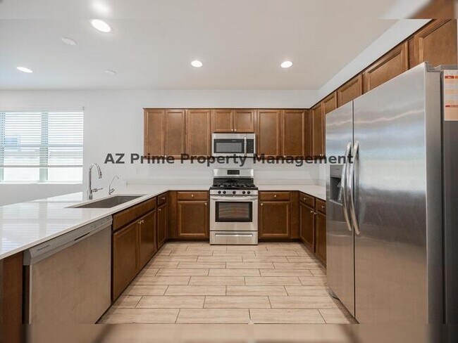 Building Photo - 16870 W Las Palmaritas Dr