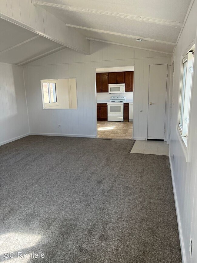 Building Photo - 2 br, 1 bath House - 40901 CR 27