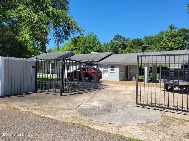 Building Photo - 5809 Washington Ave