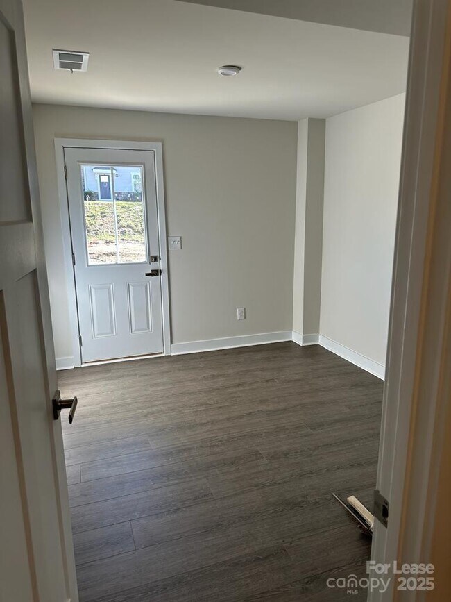 Building Photo - 1728 Aspire St