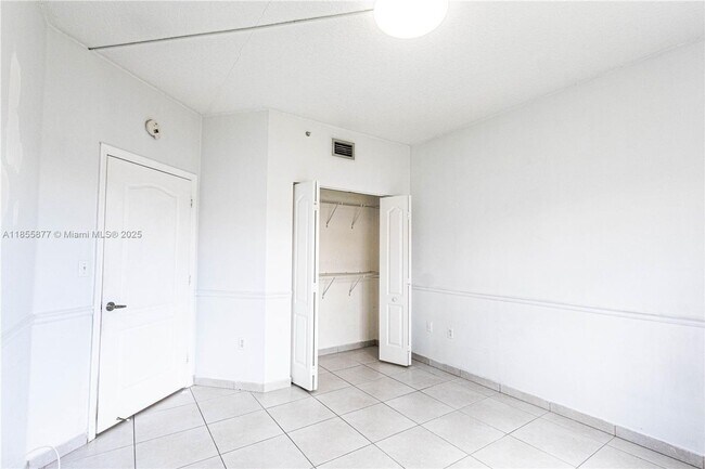 Building Photo - 17405 NW 75th Pl