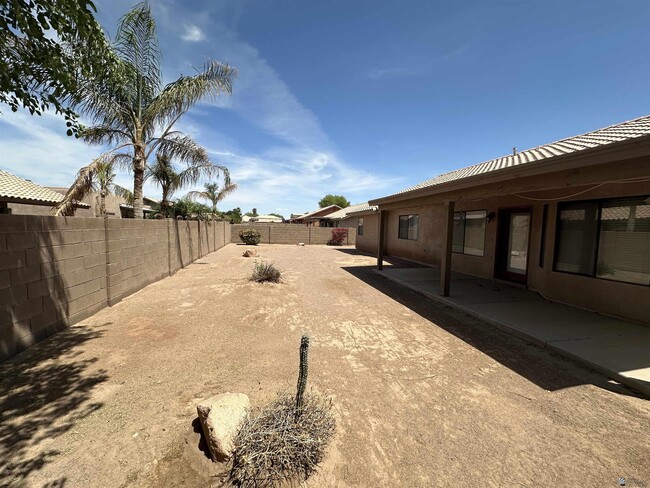 Building Photo - 4792 W 28th Ln