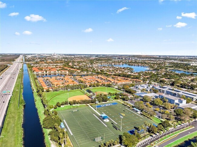 Building Photo - 6141 NW 115th Pl