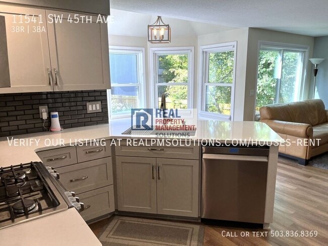 Building Photo - 11541 SW 45th Ave