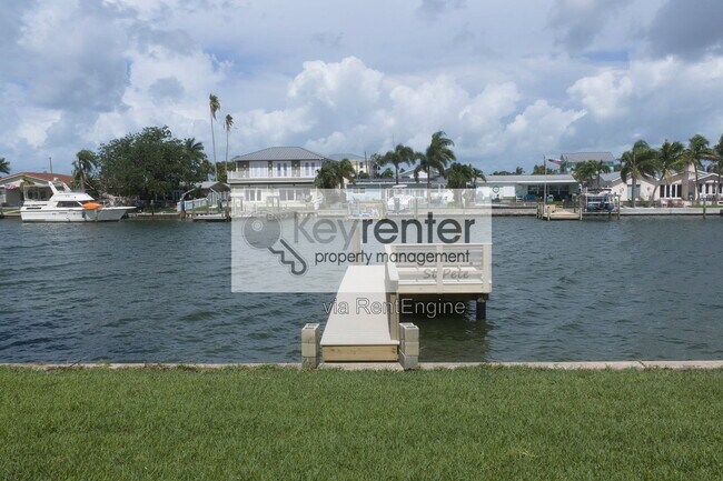 Building Photo - 540 Johns Pass Ave