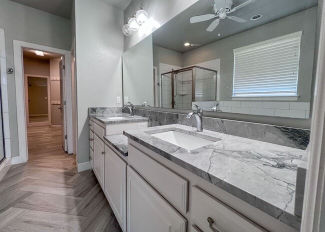 Building Photo - $500 OFF FIRST MONTHS RENT! Deer Creek Schools – 4-Bed, 2-Bath with Office