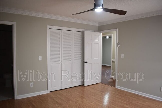 Building Photo - 1505 Fairview St