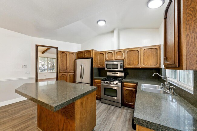 Building Photo - 2235 Texas Ave