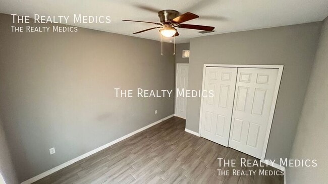 Building Photo - 1682 Waneta St SE