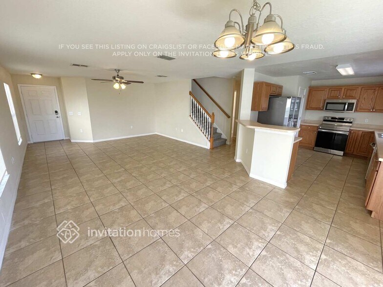 Building Photo - 18744 Litzau Ln