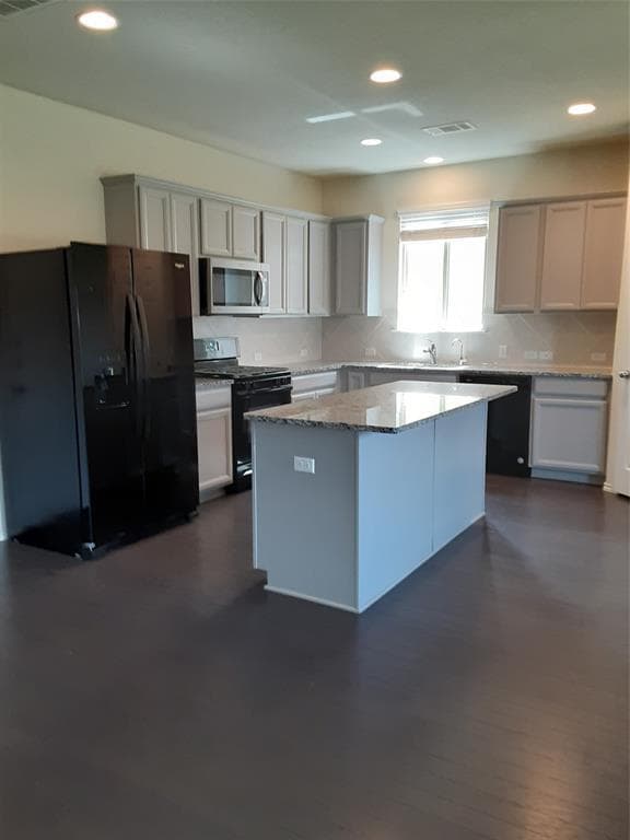 Building Photo - 504 Coffee Berry Dr