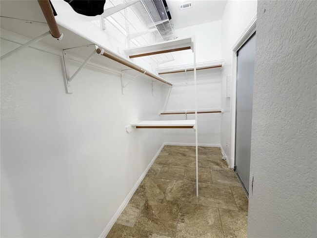 Building Photo - 1101 Old Ml Rd