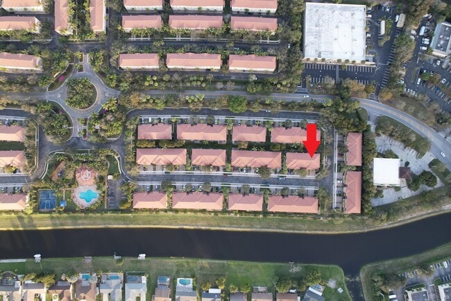 Building Photo - 2789 S Evergreen Cir