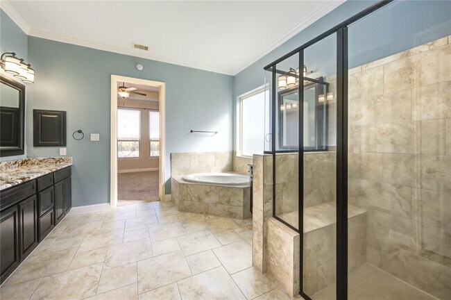 Building Photo - 6611 Hollow Bay Ct
