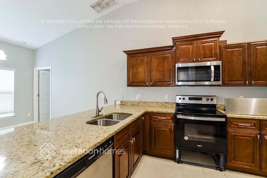 Building Photo - 629 Dunlin Ln