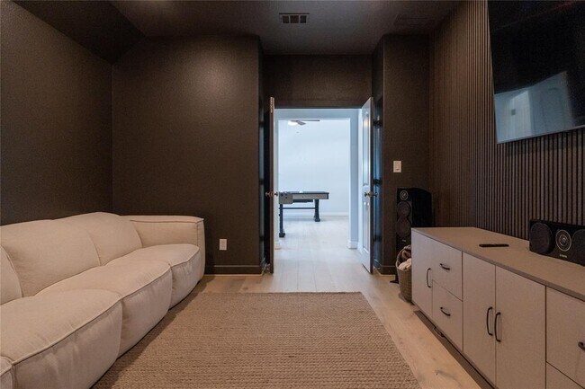 Building Photo - 96 Madrone Terrace Pl