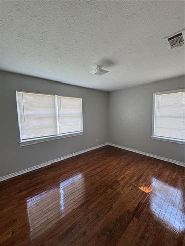 Building Photo - 8706 Cardella Ave