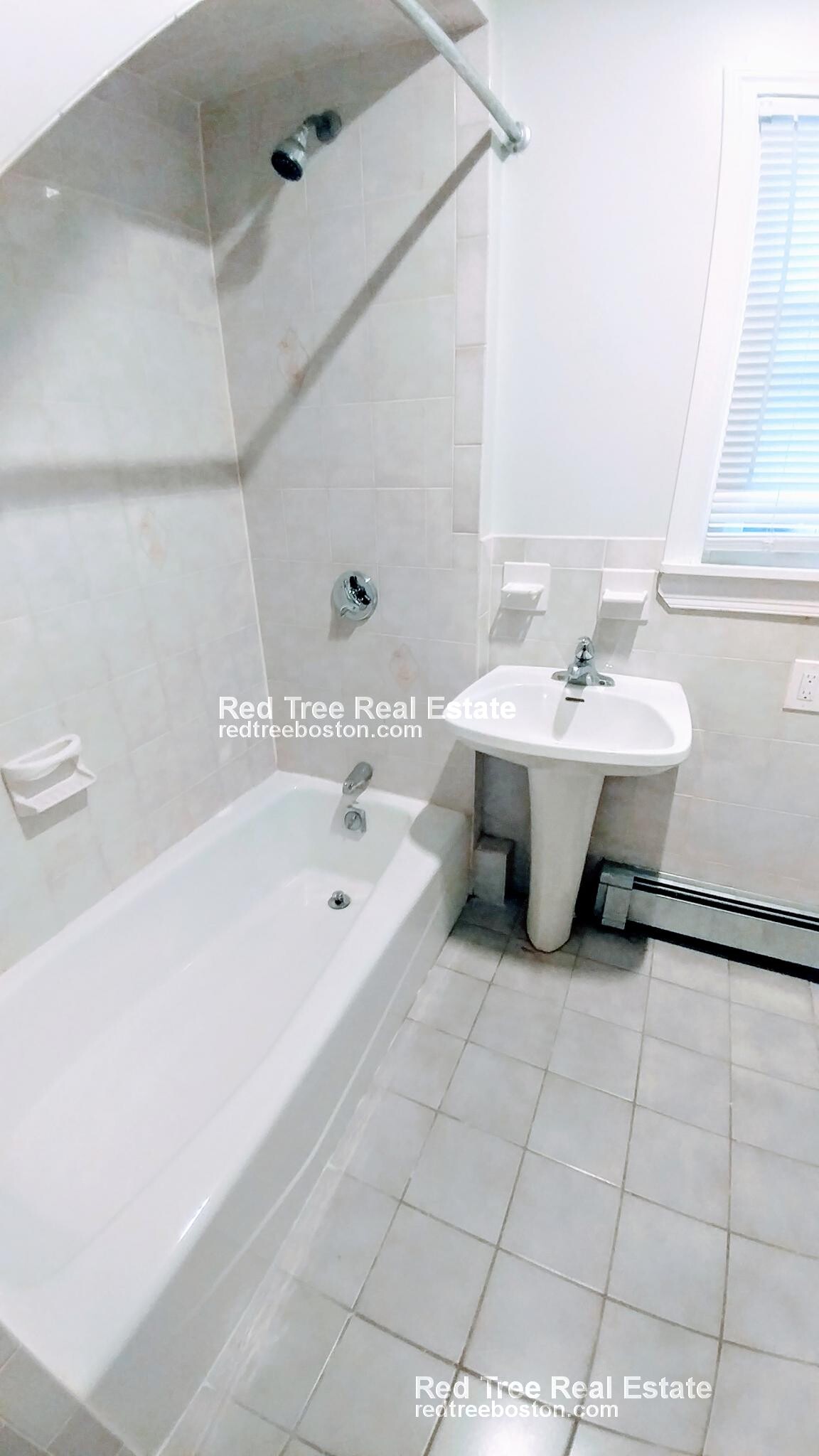 Building Photo - 479 High St