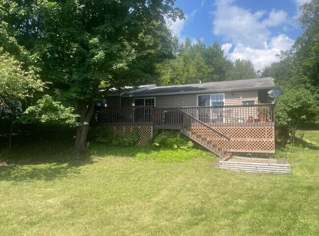 Building Photo - 5886 N Pike Lake Rd