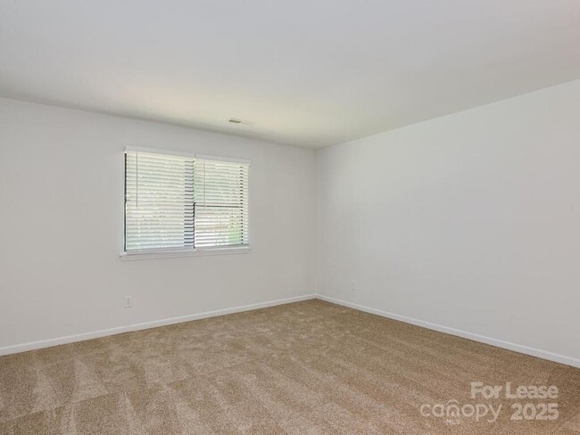Building Photo - 10319 Osprey Dr