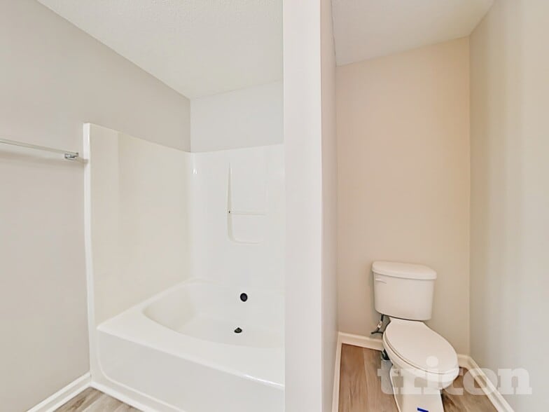 Building Photo - 241 Amy Blvd