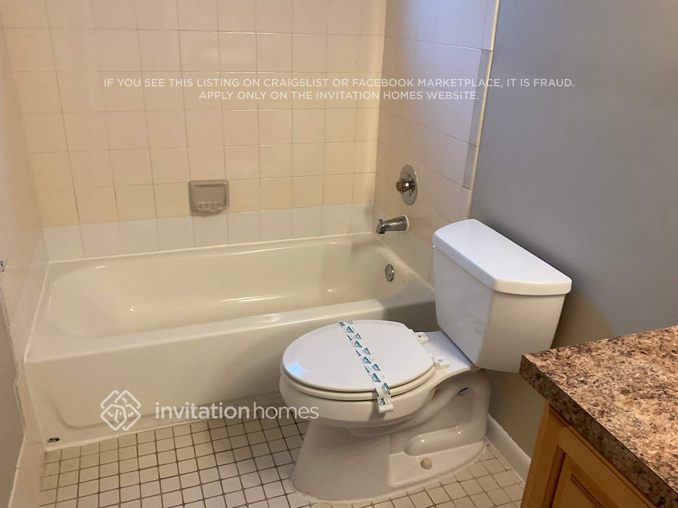 Building Photo - 15026 SW 13th Pl