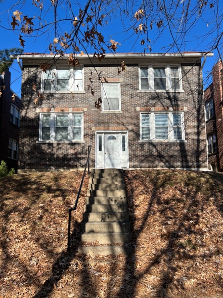 Building Photo - 5335 Bancroft Ave