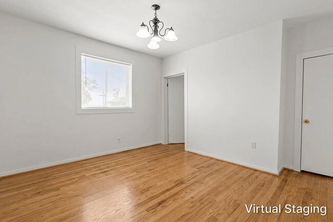 Building Photo - 5422 S 23rd St