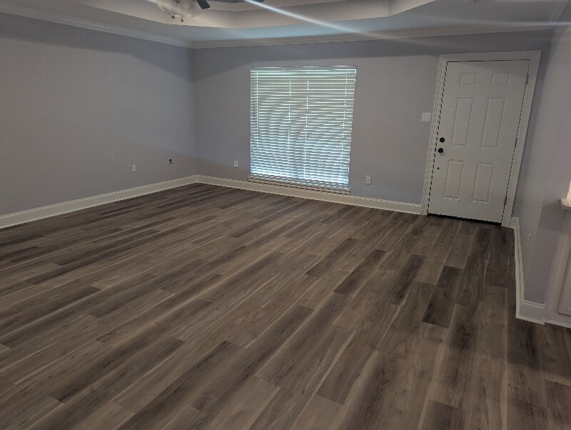Building Photo - 13835 Marlin Ave