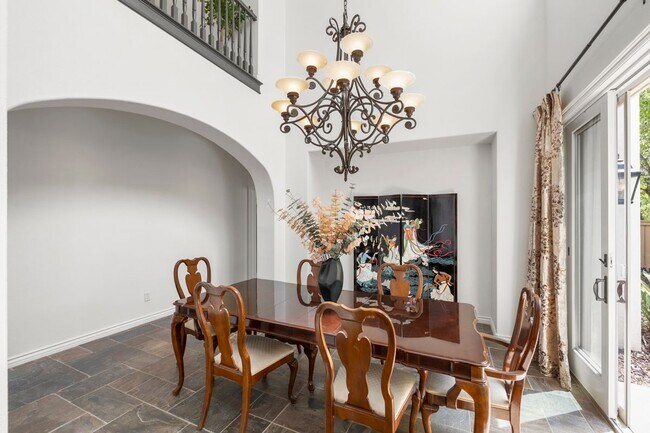 Building Photo - 6213 Paseo Privado