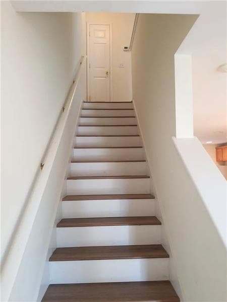 Building Photo - 125 Fairgreen St