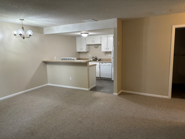 Building Photo - 1532 Trent Ct