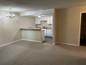 Building Photo - 1532 Trent Ct