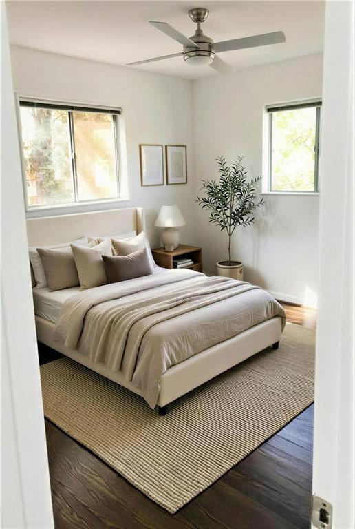 Building Photo - 2356 Valley View Dr SE