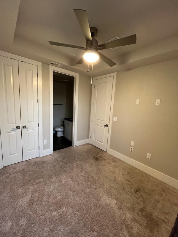 Building Photo - 2401 Crawford St