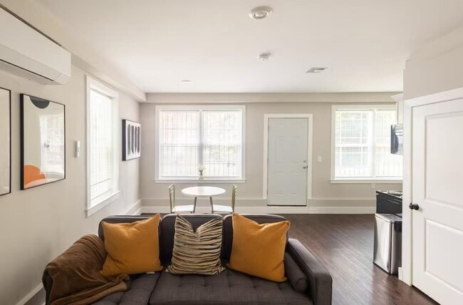 Building Photo - 9-11 Marie Place Unit 1