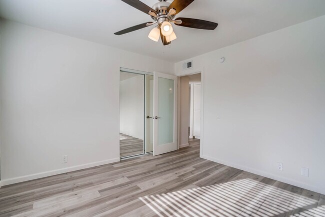 bedroom 2 - 524 Venice Way