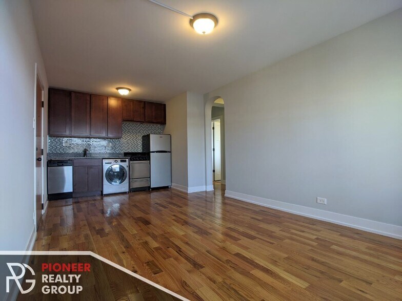 Building Photo - 510 W Arlington Pl