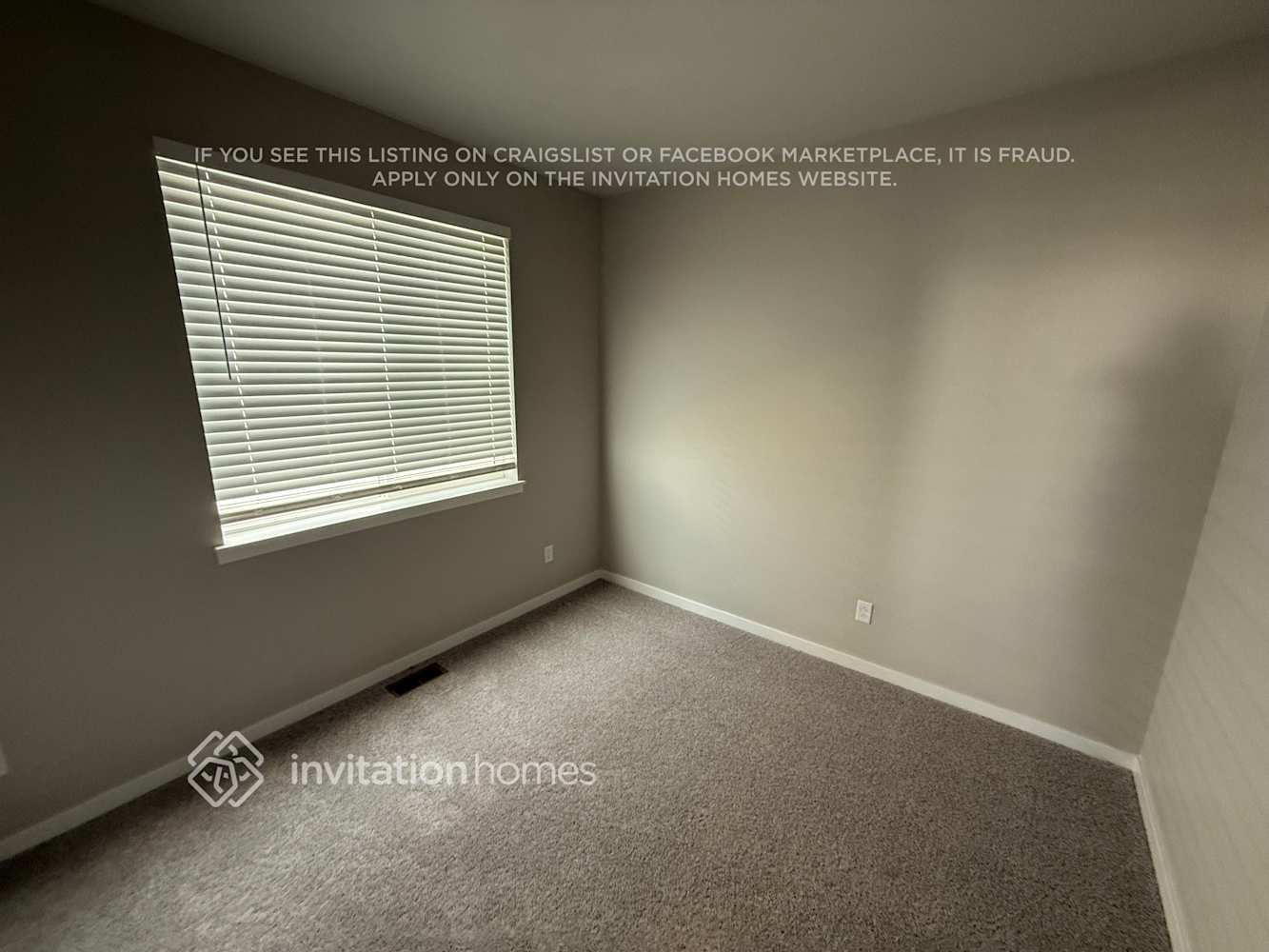 Building Photo - 4410 Trader St