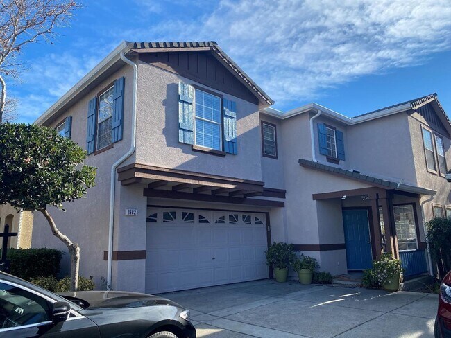 Primary Photo - 1582 Sawgrass Dr