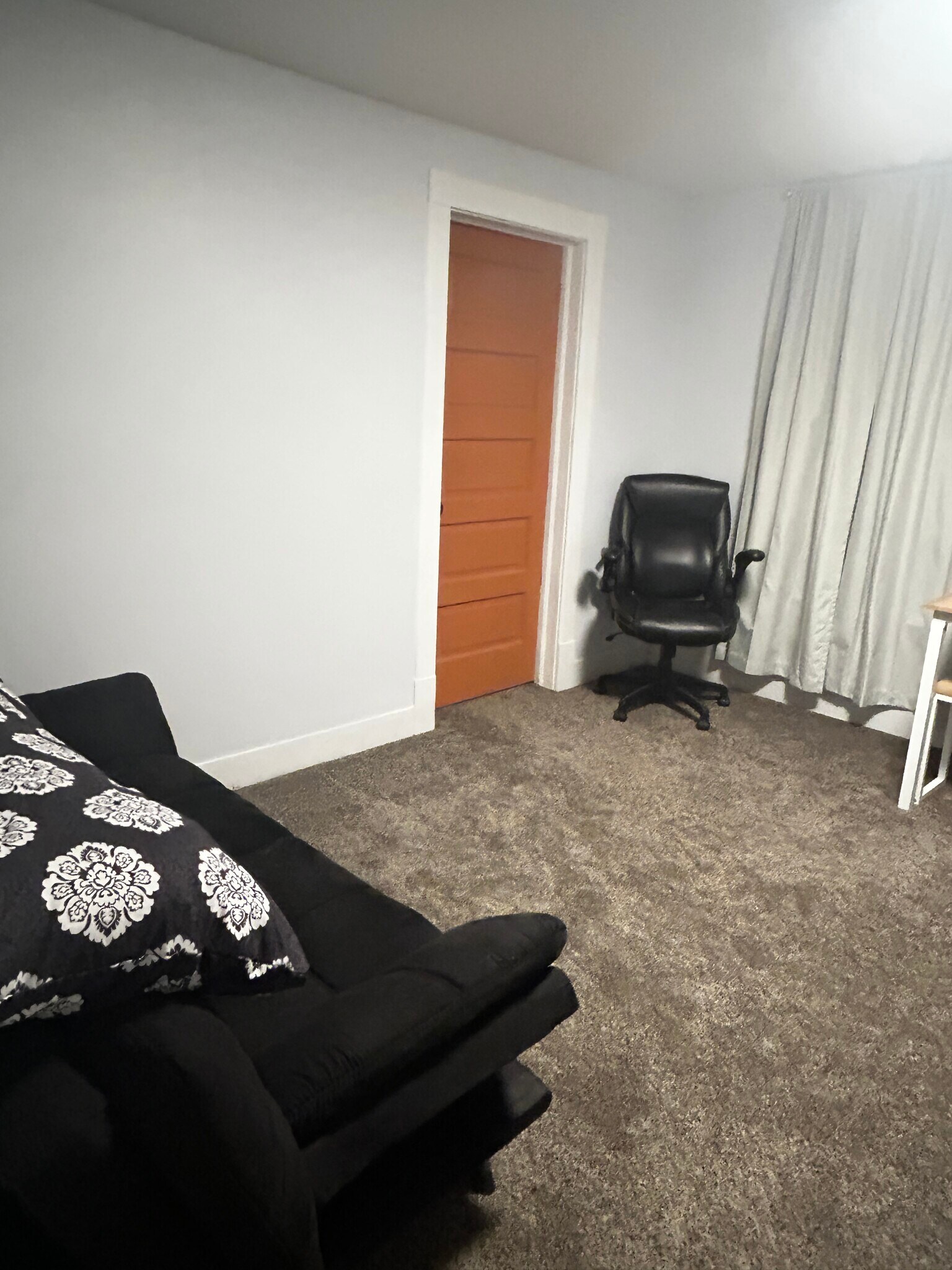 Building Photo - 89 2nd St